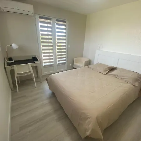Privée Avec Piscine De 1 à 3 Séjour chez l'habitant Grieges