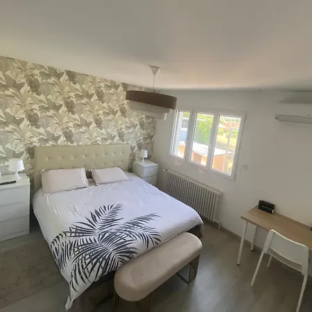 Privée Avec Piscine De 1 à 3 Quarto em Acomodações Particulares Grieges