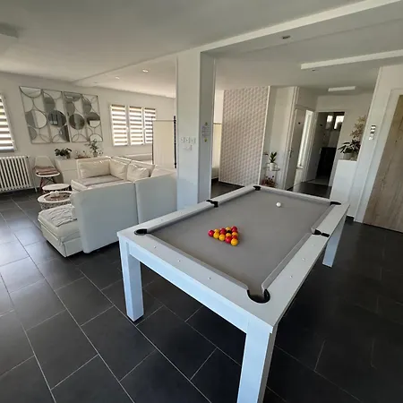 Privée Avec Piscine De 1 à 3